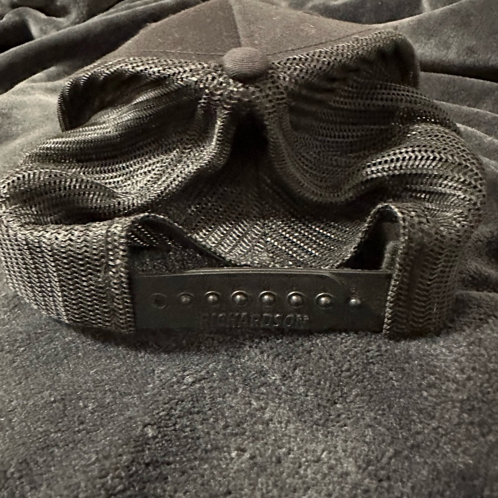 Mtnops hat - Picture 2 of 2